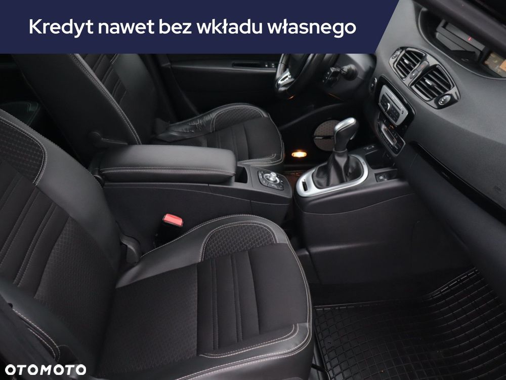 Renault Grand Scenic - 11