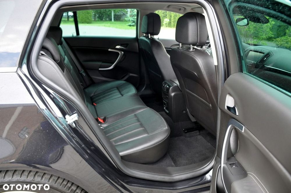 Opel Insignia - 19