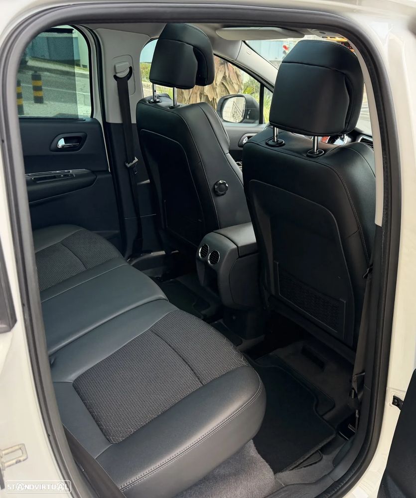 Peugeot 3008 1.6 BlueHDi Allure EAT6 - 23