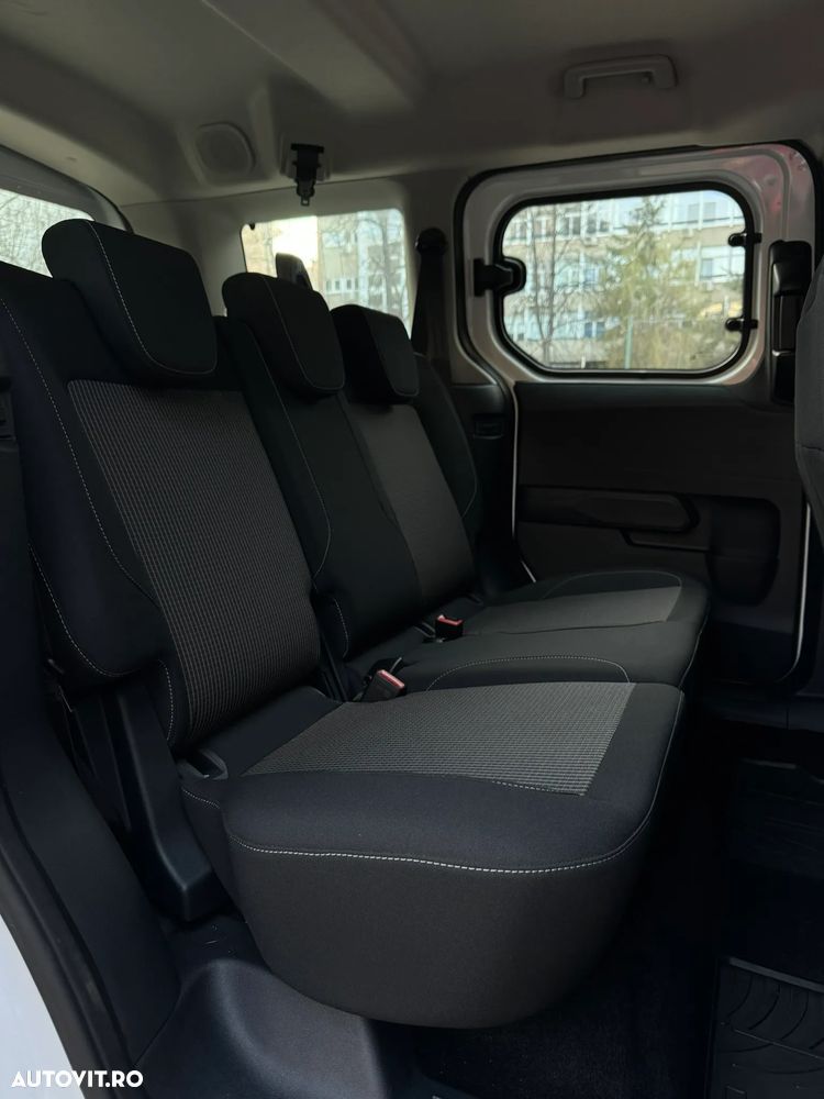 Ford Tourneo Courier 1.0 EcoBoost M6 Trend - 14