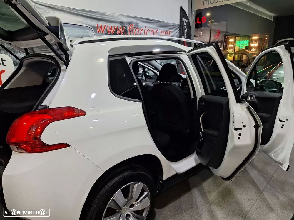 Peugeot 2008 82 VTI Allure - 20