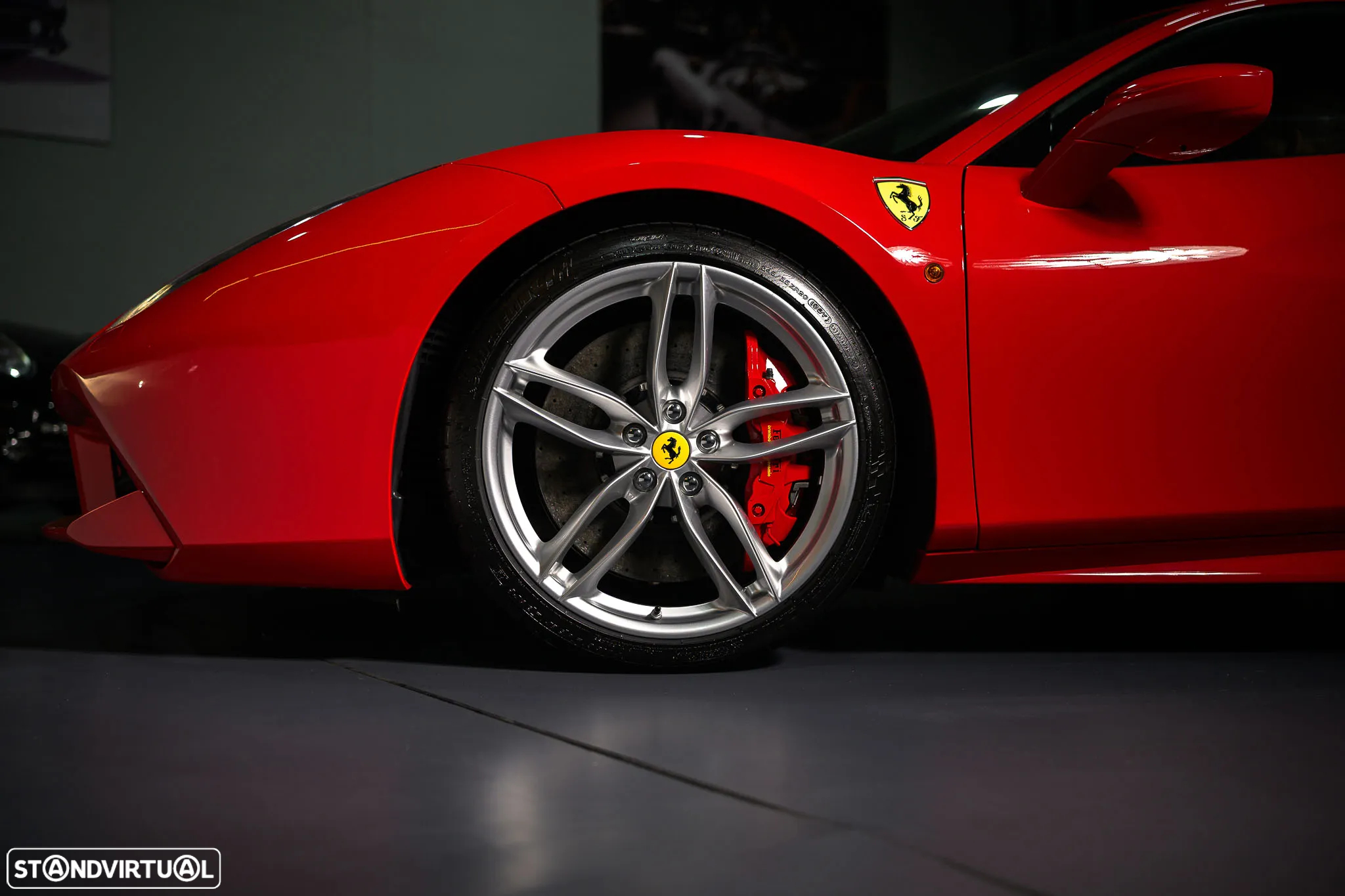 Ferrari 488 GTB - 25