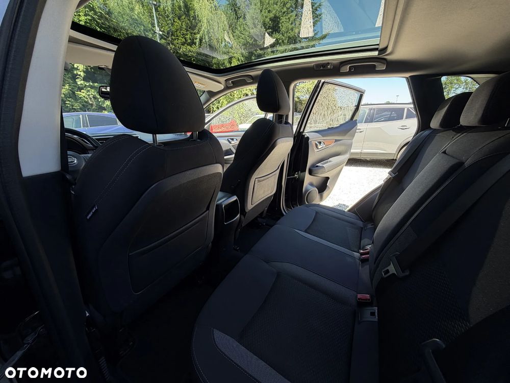 Nissan Qashqai 1.3 DIG-T N-Connecta - 20