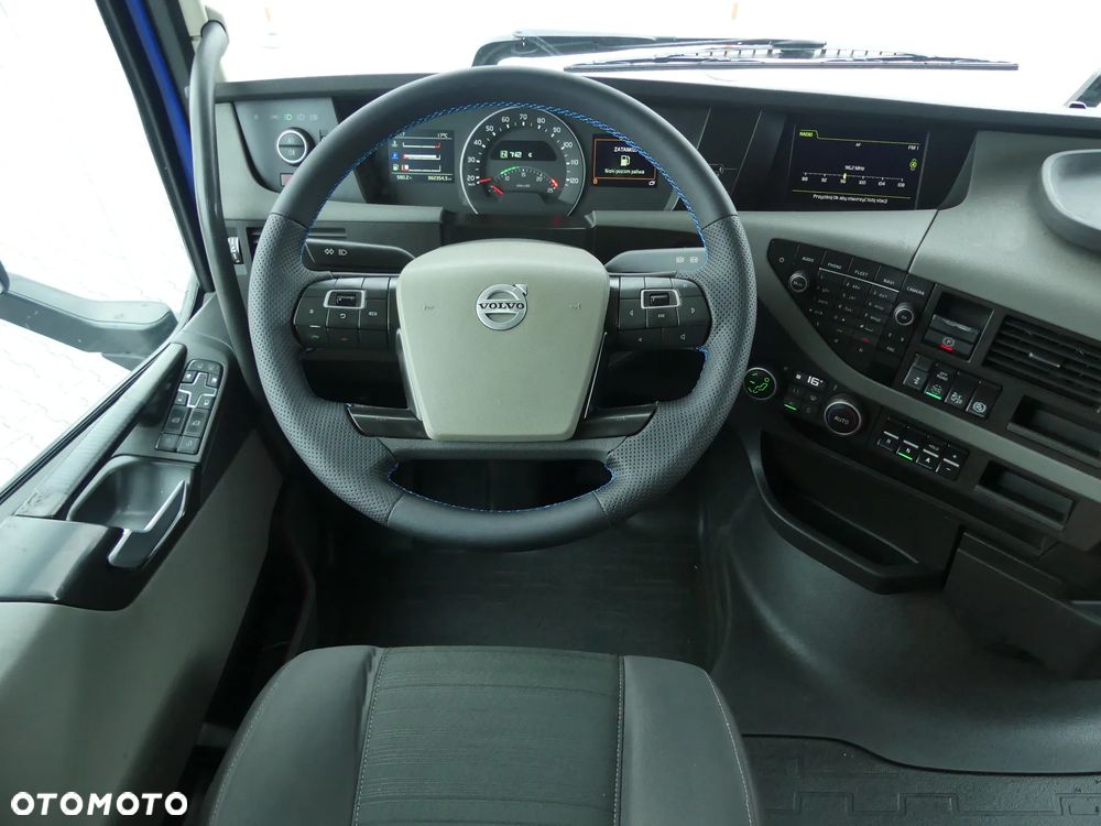 Volvo FH4 460 / EURO 6 / AUTOMAT / STANDARD / - 28