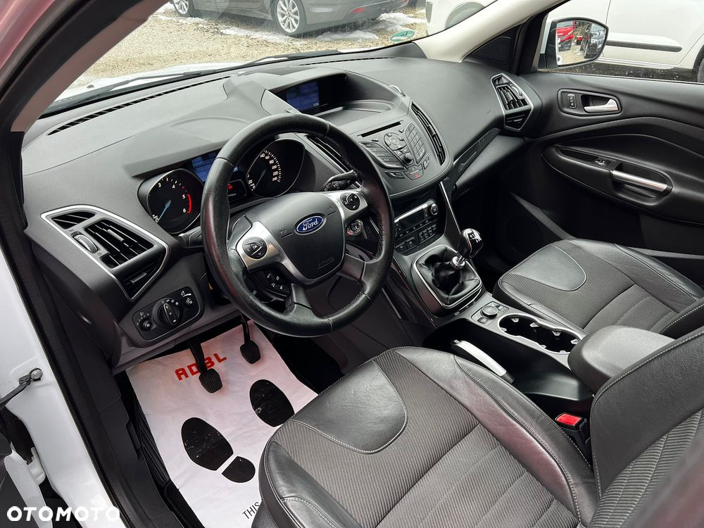 Ford Kuga 2.0 TDCi 4x4 Titanium - 15