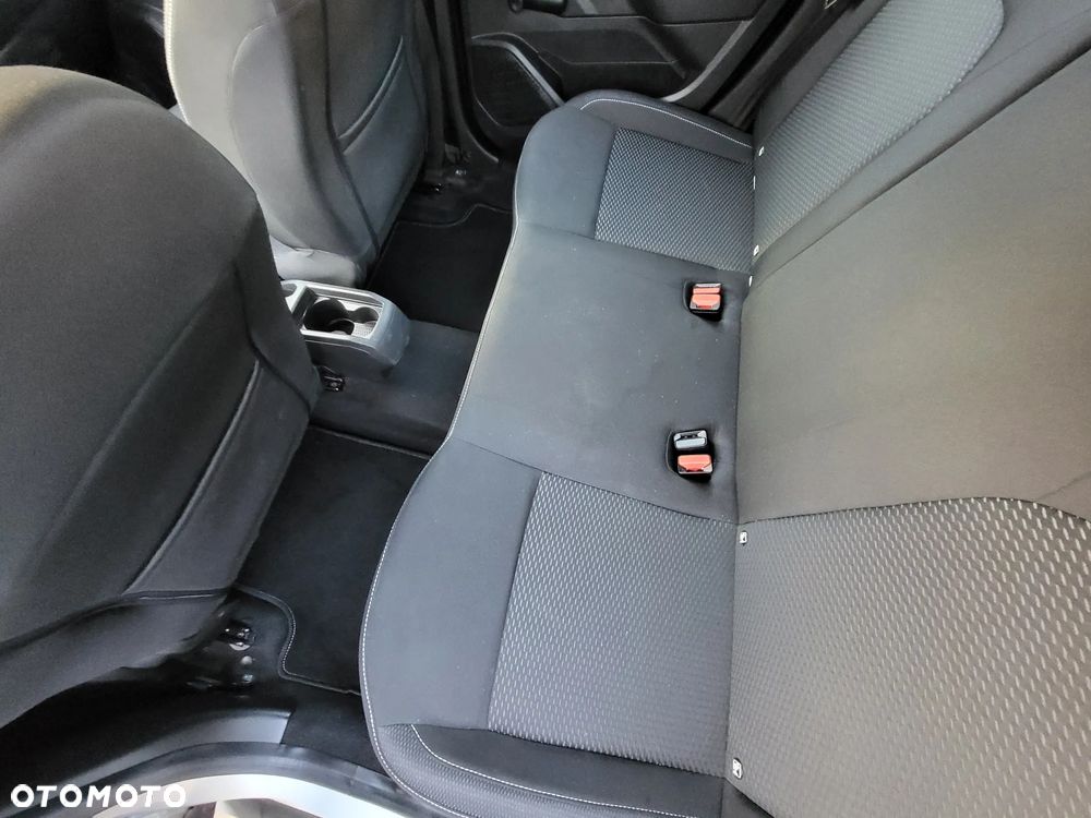 Dacia Duster 1.6 SCe Essential - 25