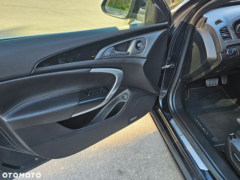 Opel Insignia - 26