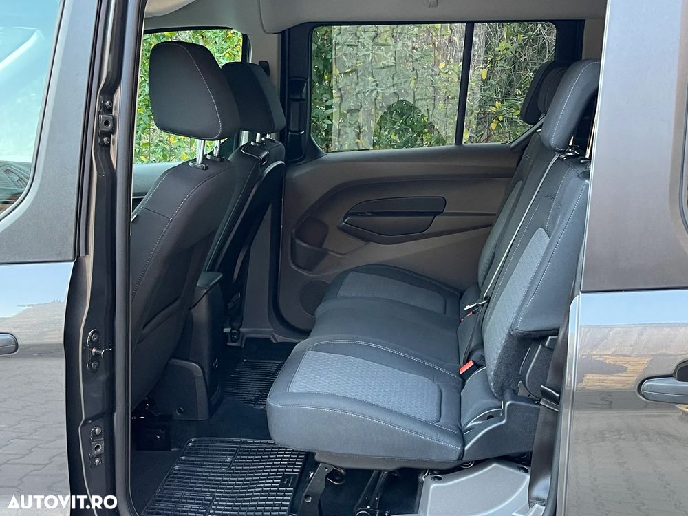 Ford Tourneo Connect Grand 1.5 EcoBlue Start/Stop Active - 19