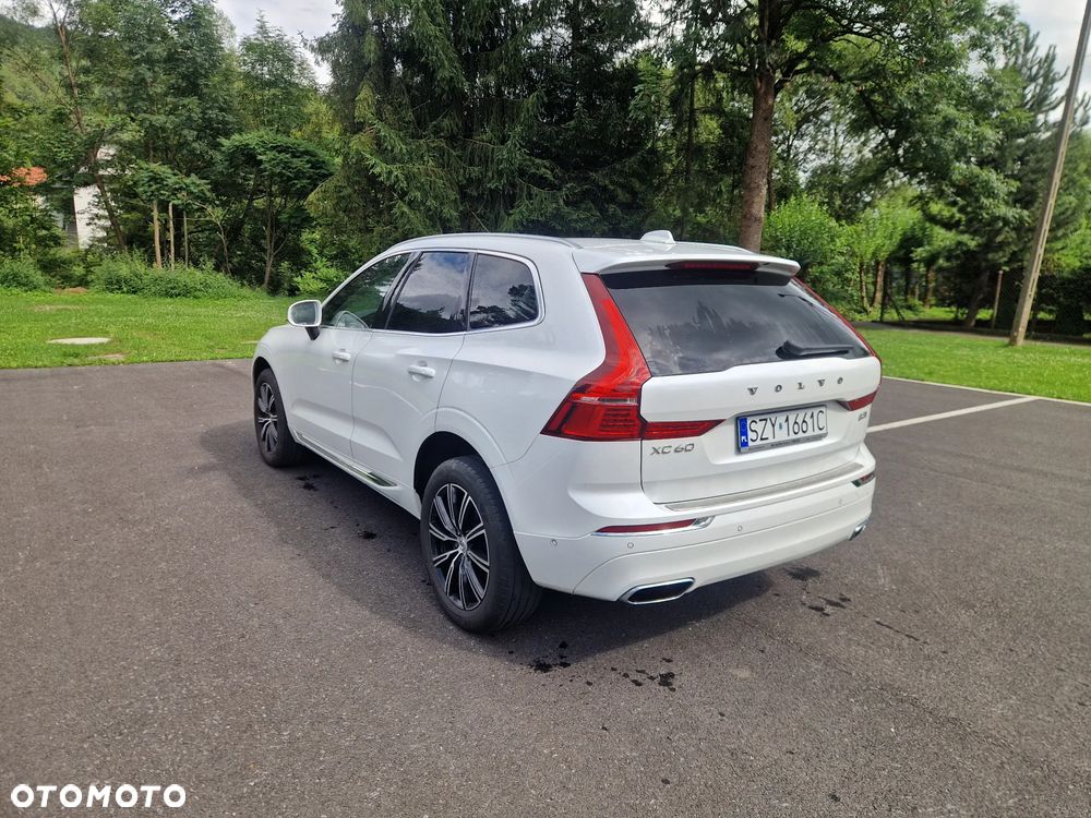 Volvo XC 60 B5 D AWD Geartronic Momentum - 10