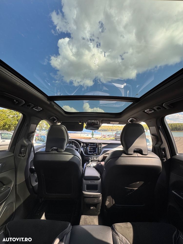 Volvo XC 60 D5 AWD Geartronic RDesign - 19