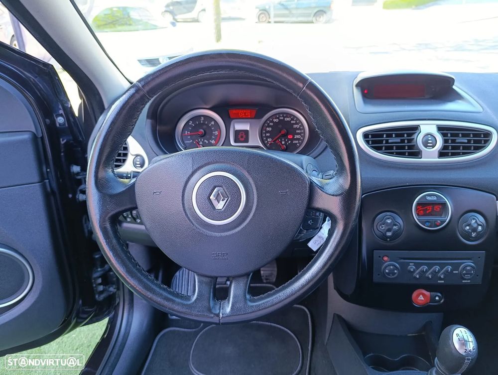 Renault Clio 1.5 DCI Dinamique - 8