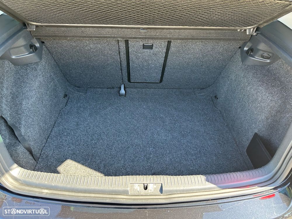 VW Golf 1.6 TDI BlueMotion Comfortline - 22