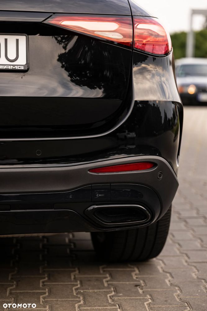 Mercedes-Benz GLC 300 mHEV 4-Matic AMG Line - 16