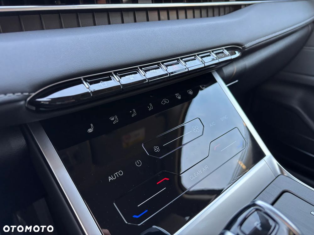 Chery Tiggo 4 1.5 T-GDI HEV Prestige DHT - 18