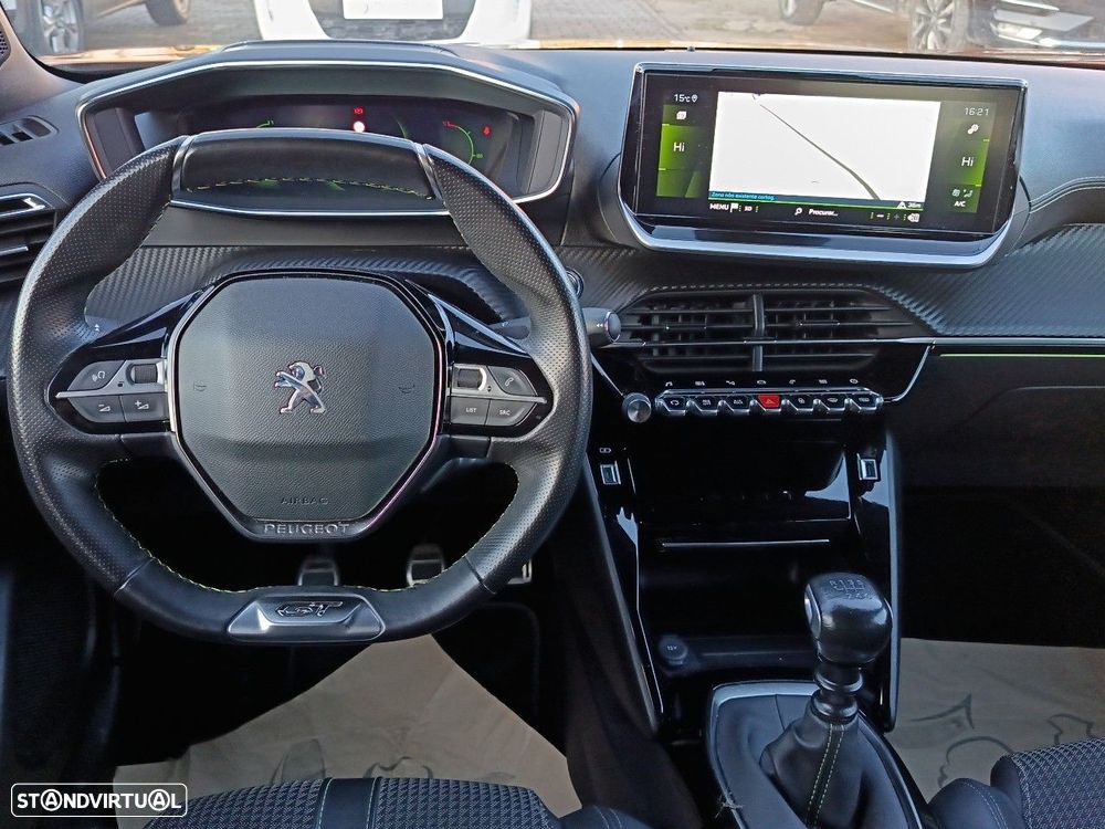 Peugeot 2008 1.2 PureTech GT Line - 9