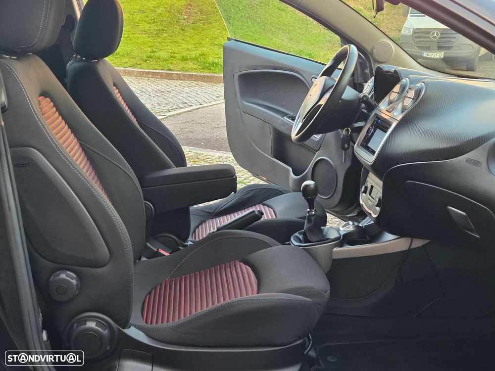 Alfa Romeo MiTo 1.3 JTDM ECO Turismo - 16