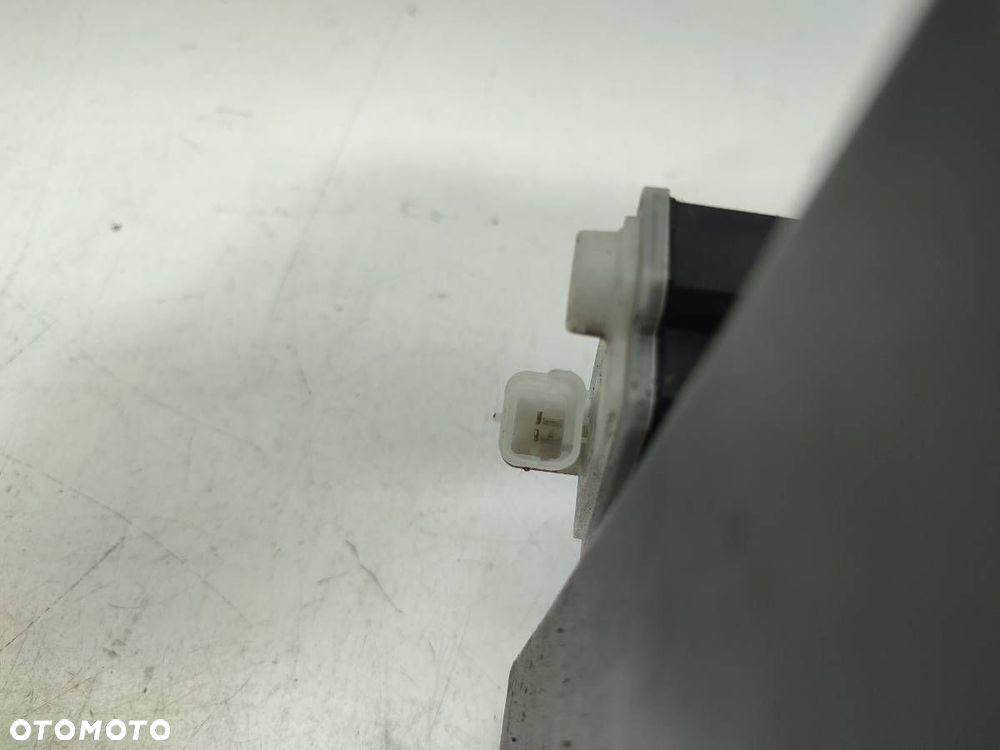 KLAPKA WLEWU PALIWA KOREK CITROEN C5 X BENZYNA 9838897080 - 8