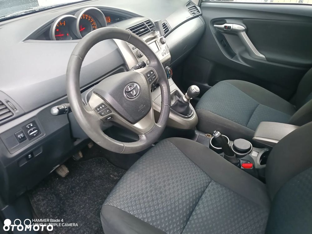 Toyota Verso 2.0 D-4D Edition - 14