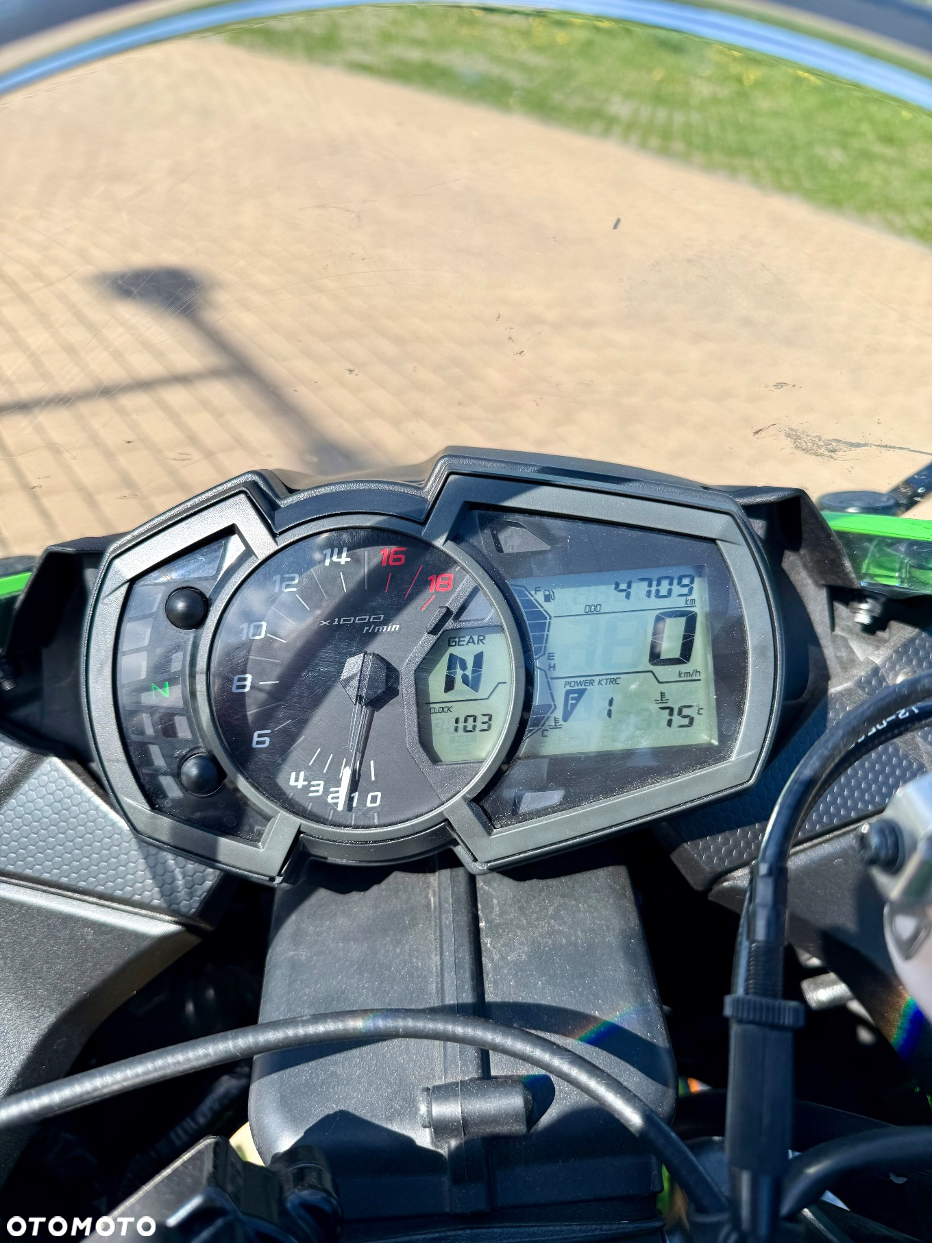 Kawasaki ZXR - 10