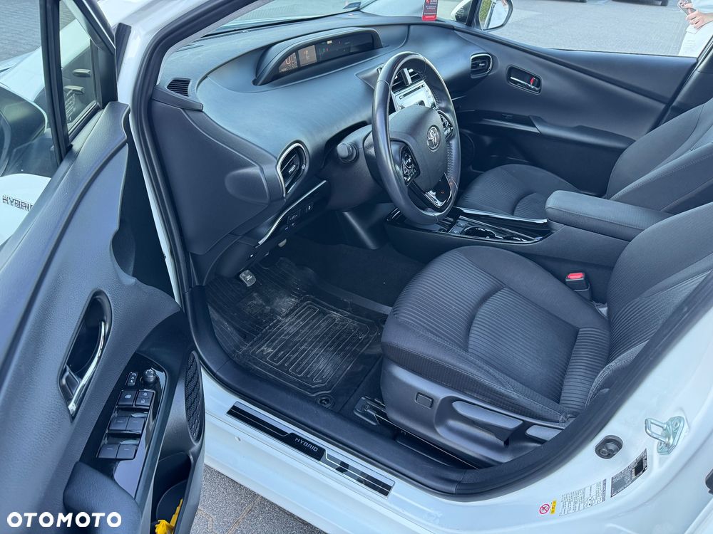 Toyota Prius 1.8 Hybrid Executive - 8