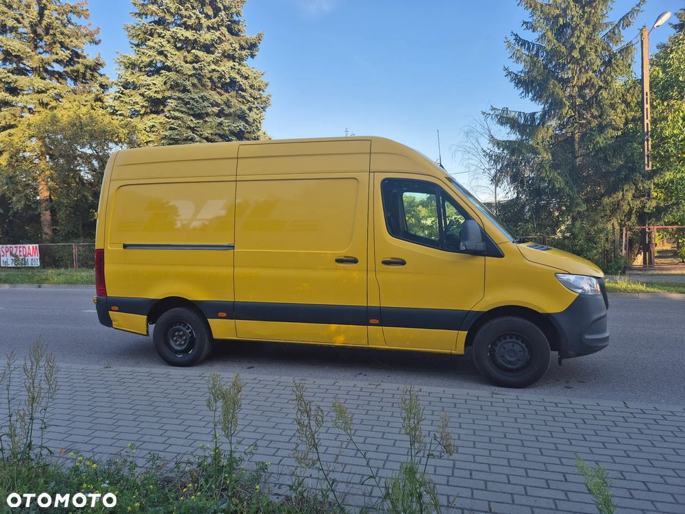Mercedes-Benz Sprinter - 2