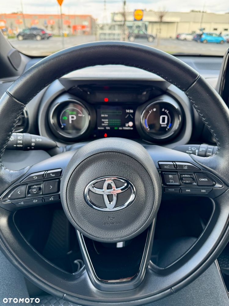 Toyota Yaris - 10