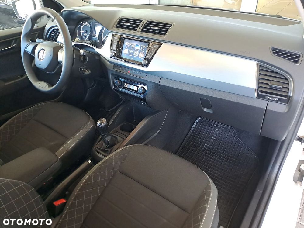 Skoda Fabia 1.0 TSI Ambition - 11