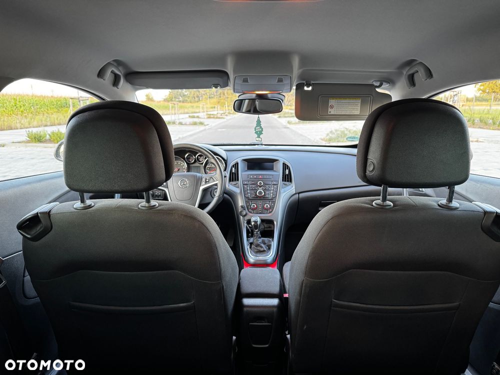 Opel Astra 1.4 Turbo - 12