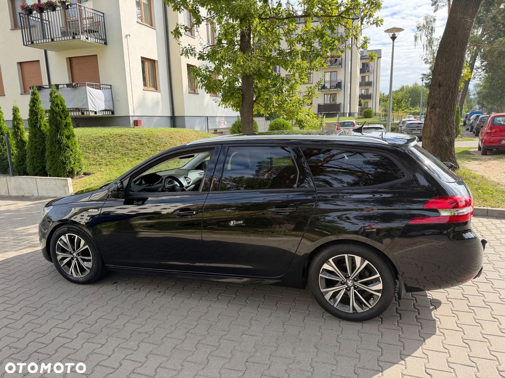 Peugeot 308 - 5