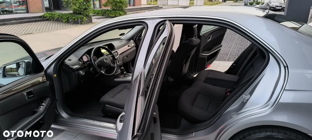 Mercedes-Benz Klasa E 200 Kompressor Automatik Elegance - 18