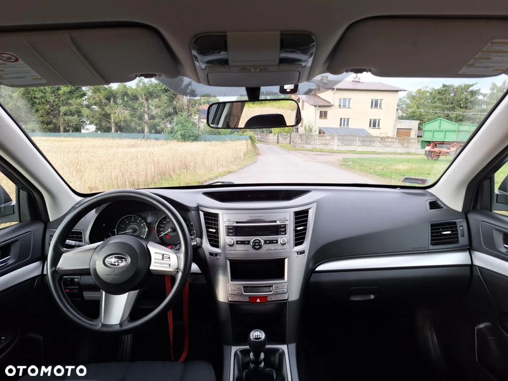 Subaru Legacy 2.0i Comfort - 12