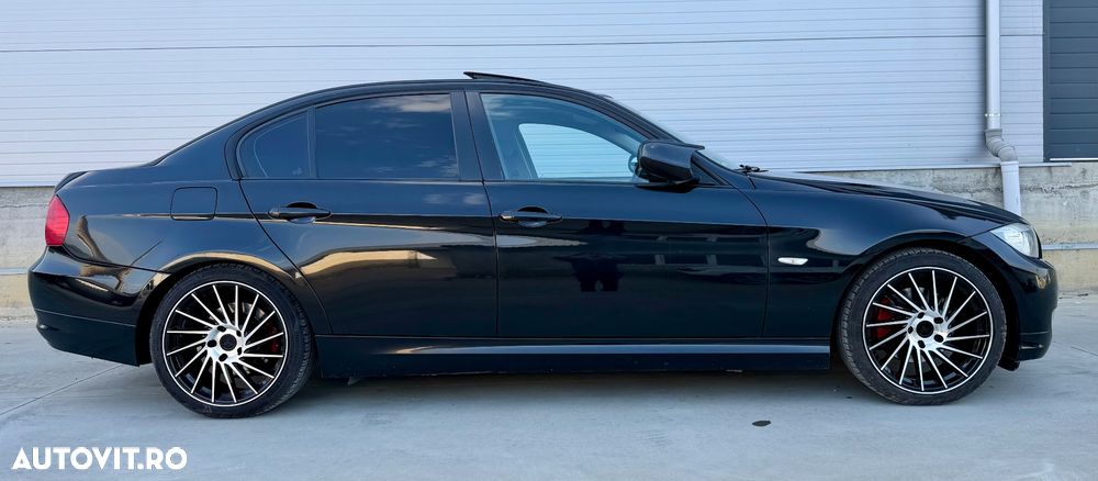 BMW Seria 3 320d DPF Aut. - 24