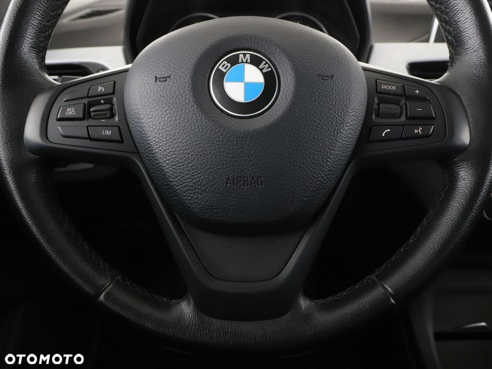 BMW X1 xDrive18d Advantage - 22