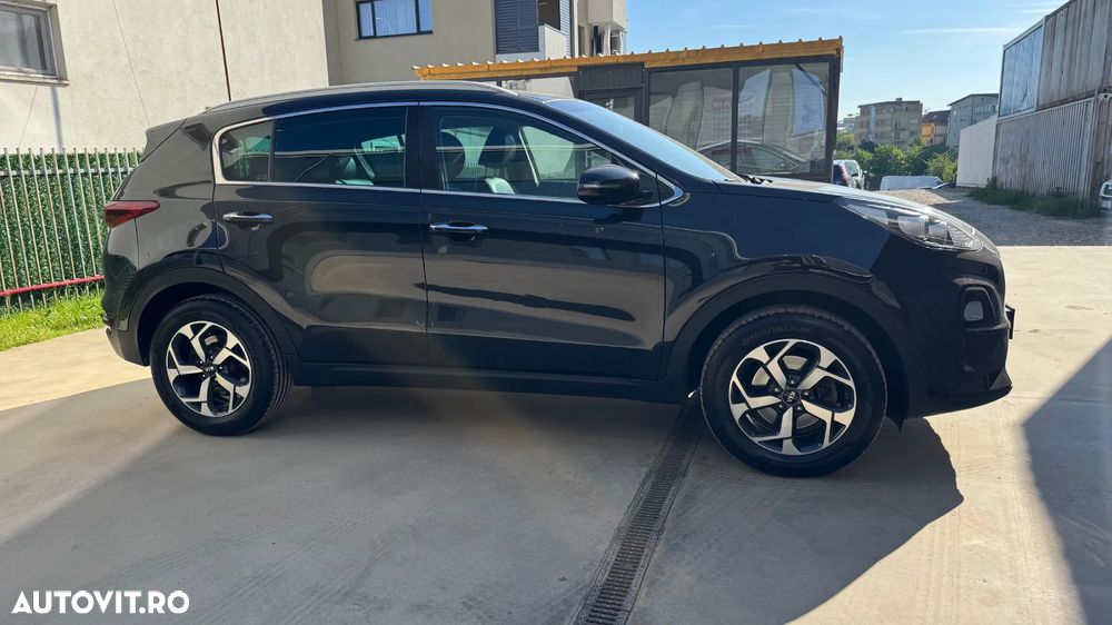 Kia Sportage 1.6 GDI 6MT 4x2 Style - 4