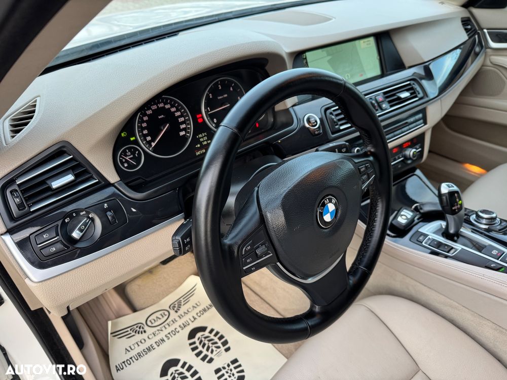 BMW Seria 5 525d Sport-Aut. Luxury Line - 21