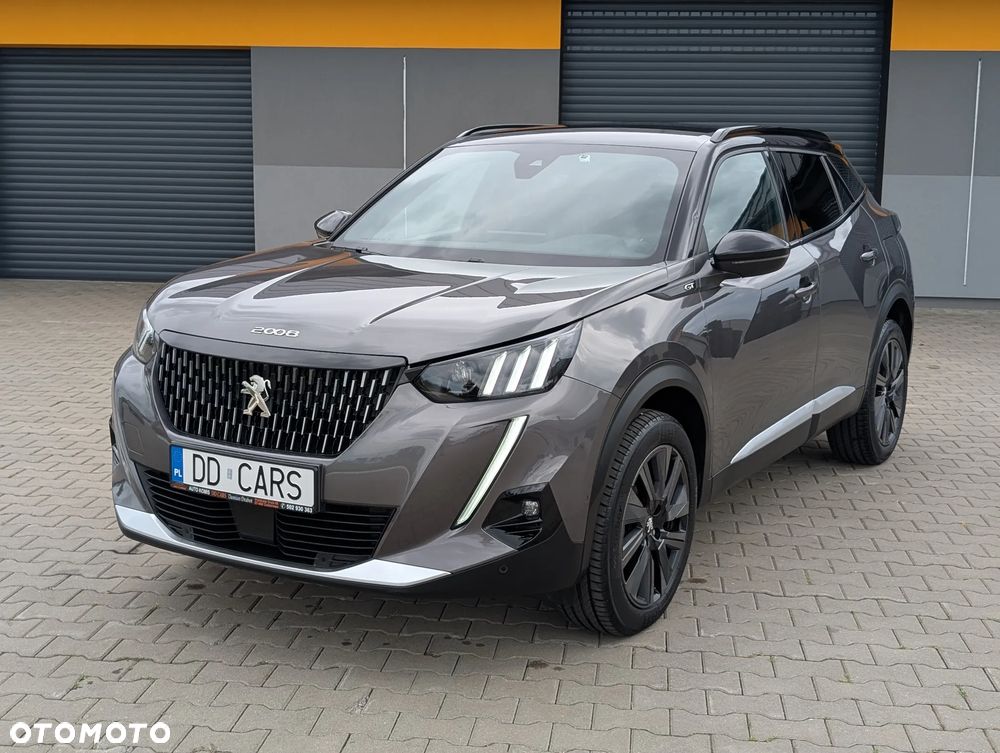 Peugeot 2008 PureTech 130 EAT8 GT - 8