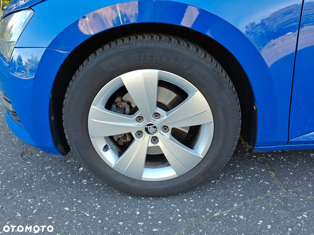 Skoda Superb 1.5 TSI ACT Active DSG - 10