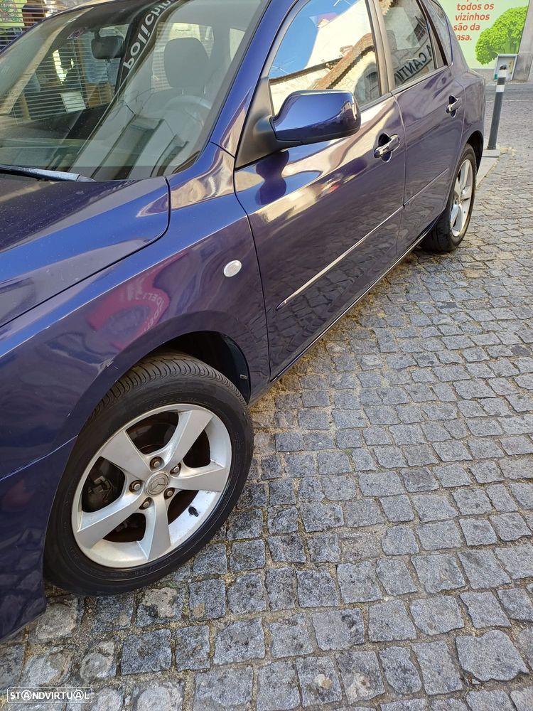 Mazda 3 Hatchback - 17