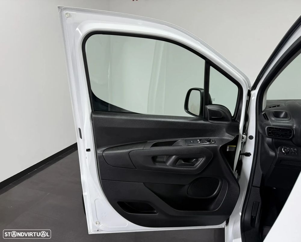 Opel COMBO 1.5 CDTI L1H1 102 CV - IVA DEDUTIVÉL - 3 LUGARES - 19