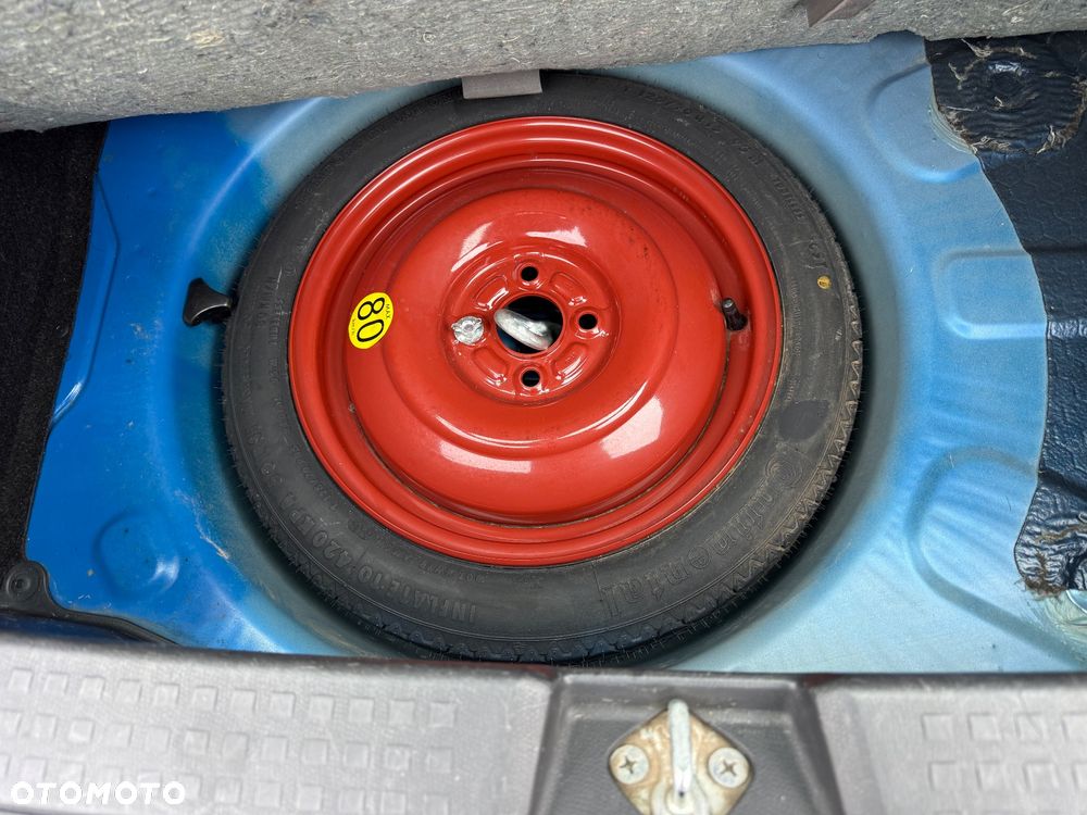 Suzuki Swift - 25