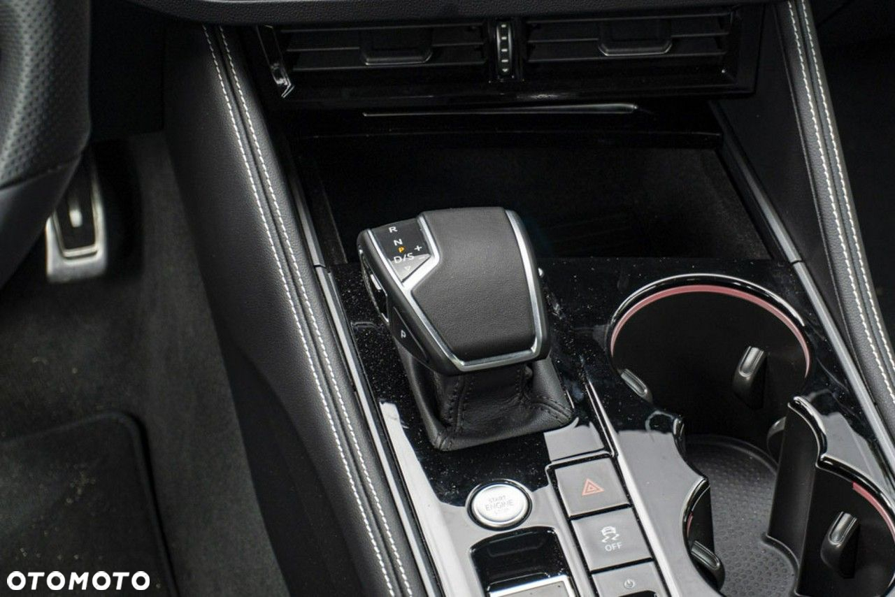 Volkswagen Touareg - 23