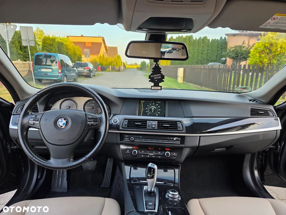 BMW Seria 5 520d - 16