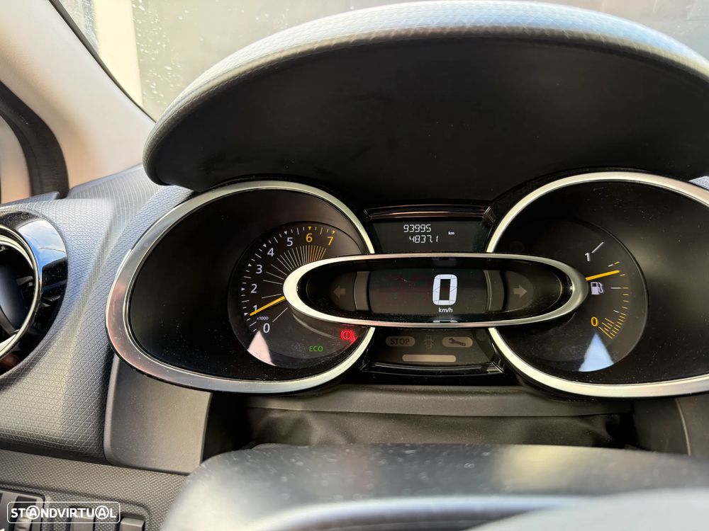 Renault Clio Sport Tourer 0.9 TCE Dynamique S - 13