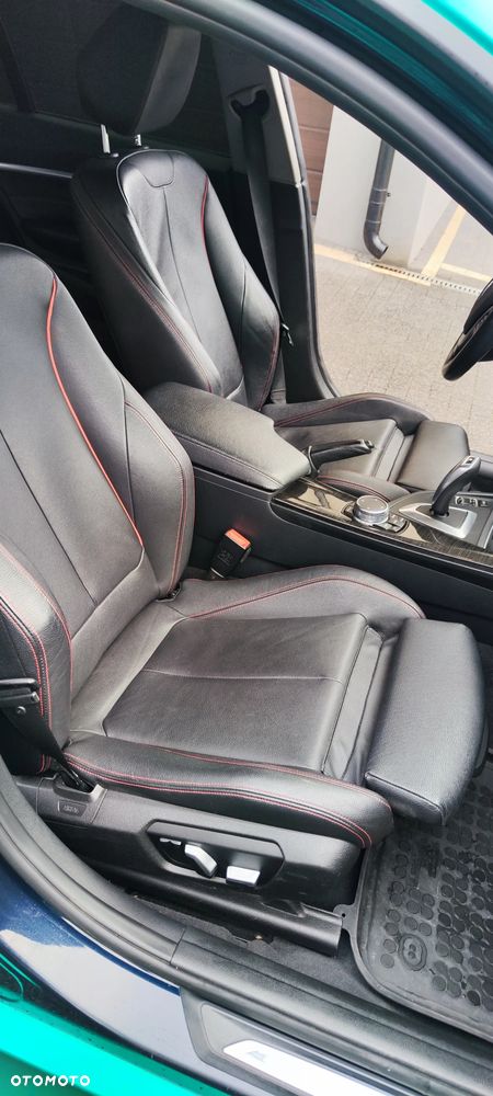 BMW Seria 3 320i Sport Line - 13