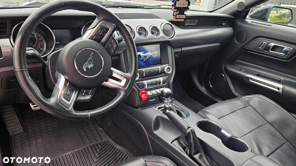 Ford Mustang 5.0 V8 GT - 11