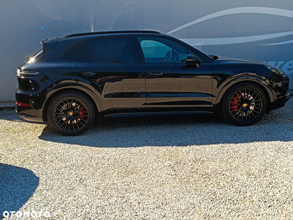 Porsche Cayenne - 13