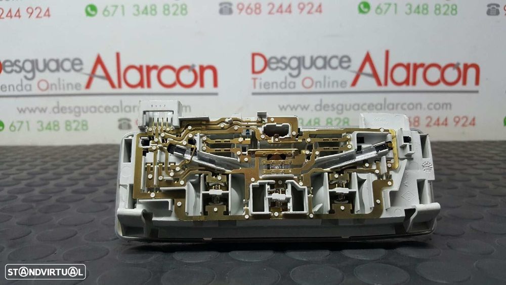 LUZ INTERIOR RENAULT LAGUNA III DYNAMIQUE TOMTOM - 3