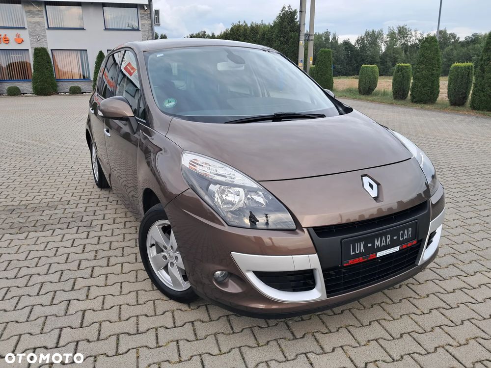 Renault Scenic 1.6 16V Luxe Privilege - 6