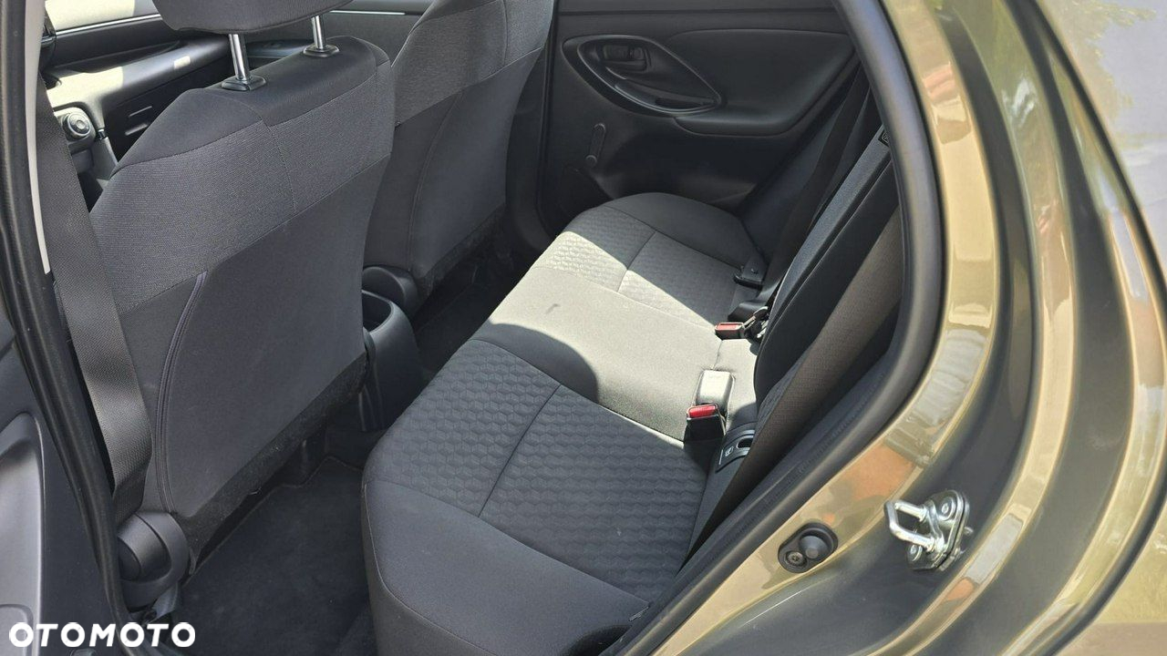 Toyota Yaris - 19