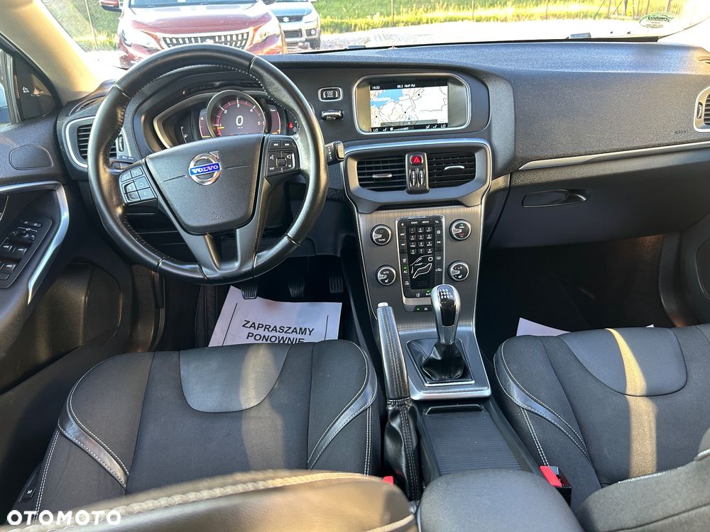 Volvo V40 D2 Kinetic - 12